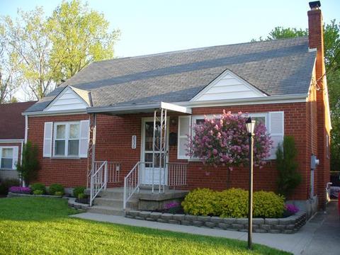 2530 Garrison Dr, Cincinnati, OH 45231 photo 1