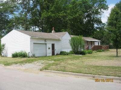 238 Highland Ave, Blanchester, OH 45107 photo 1