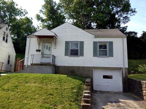 1766 Ashbrook Dr, Cincinnati, OH 45238 photo 1
