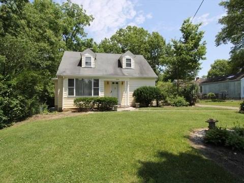 2084 Adams Rd, Cincinnati, OH 45231 photo 1
