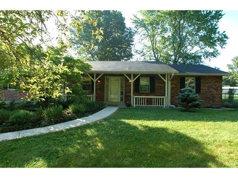 4854 Beechwood Rd, Cincinnati, OH 45244 photo 1