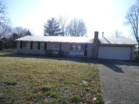 5525 Maple Grove Ave, Blanchester, OH 45107 photo 1