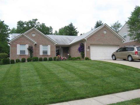 4597 Hampton Pointe Dr, Cincinnati, OH 45248 photo 1