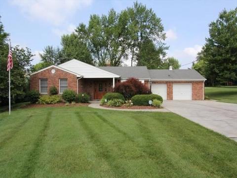 2971 Devils Backbone Rd, Cincinnati, OH 45233 photo 1