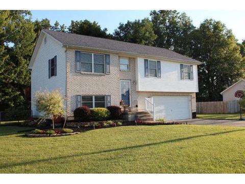 106 Stone Trace Dr, Mount Orab, OH 45154 photo 1