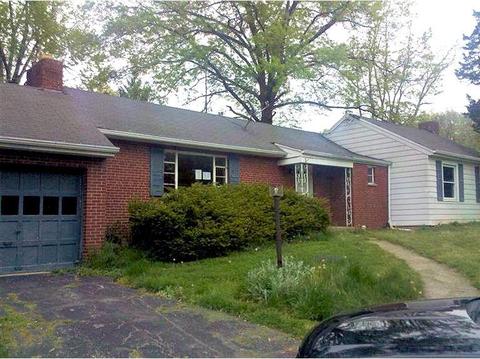 1514 Covered Bridge Rd, Cincinnati, OH 45231 photo 3