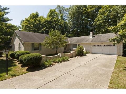 2059 Greenpine Dr, Cincinnati, OH 45231 photo 1