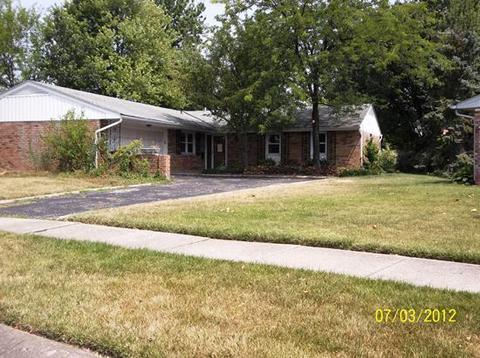 1082 Indra Ct, Forest Park, OH 45240 photo 1