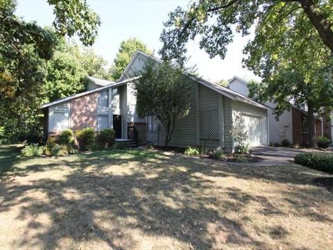 2966 Pine Grove Ln, Maineville, OH 45039 photo 1