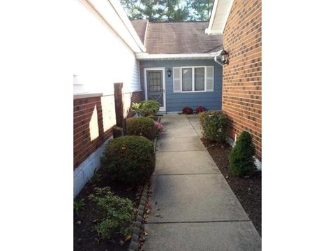 9044 Winton Rd, Cincinnati, OH 45231 photo 1