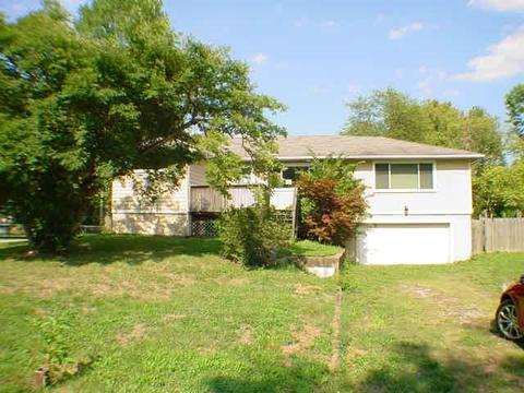 5838 Bryson St, Cincinnati, OH 45230 photo 1
