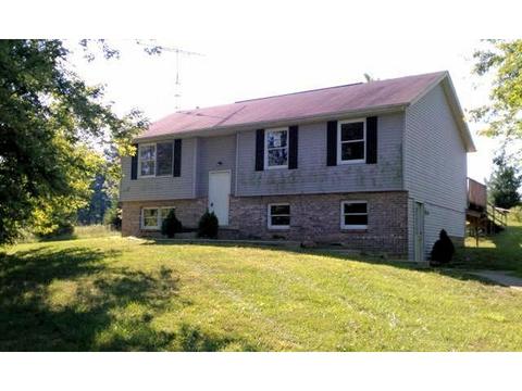 1995 Reeder Rd, Blanchester, OH 45107 photo 1