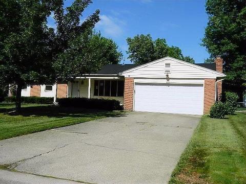 721 Wicklow Ln, Monroe, OH 45050 photo 1
