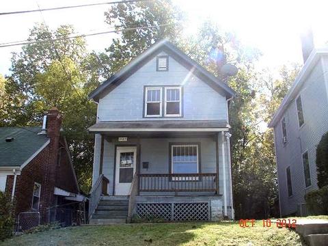 2483 Gate St, Cincinnati, OH 45211 photo 1