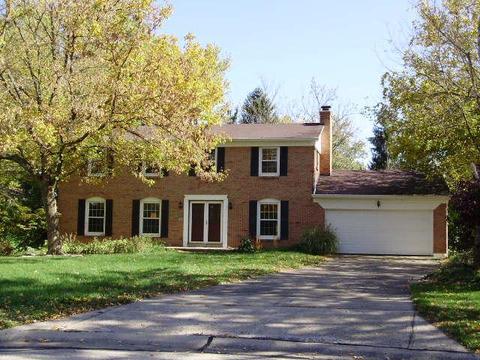 2450 Owlcrest Dr, Cincinnati, OH 45231 photo 1