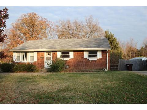 9206 Ranchill Dr, Cincinnati, OH 45231 photo 1