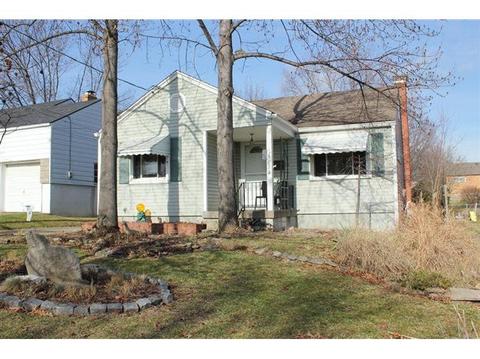 5874 Devon Ct, Cincinnati, OH 45248 photo 1