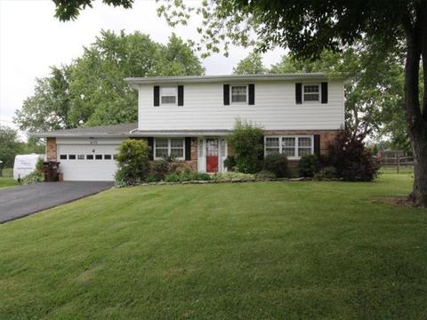 6153 Decker Rd, Franklin, OH 45005 photo 1