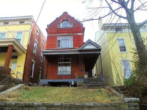 3216 Bishop St, Cincinnati, OH 45220 photo 1