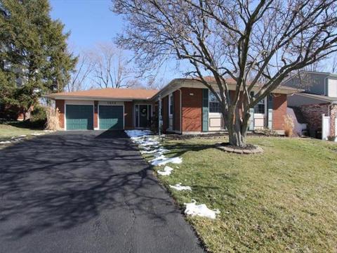 1912 Edgewater Dr, Cincinnati, OH 45240 photo 1