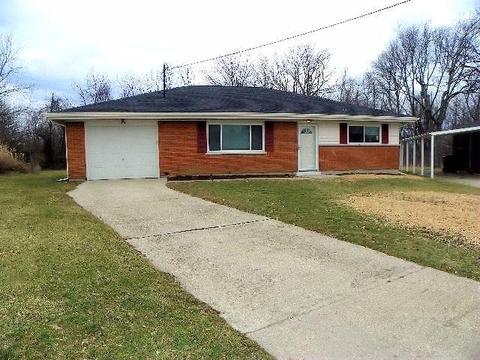 8845 Planet Dr, Cincinnati, OH 45231 photo 1