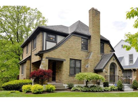 2771 Eugenie Ln, Cincinnati, OH 45211 photo 1