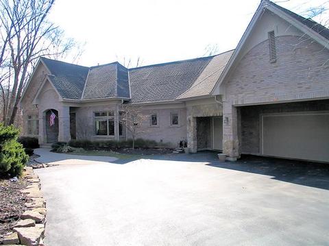 8563 Weller Rd, Montgomery, OH 45249 photo 1