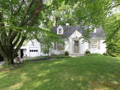 8889 Long Ln, Cincinnati, OH 45231 photo 1
