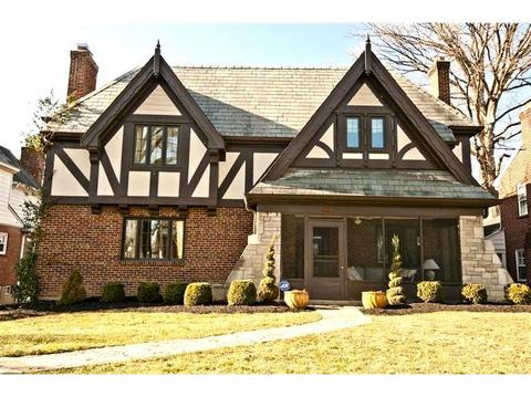 3928 Devonshire Dr, Cincinnati, OH 45226 photo 1