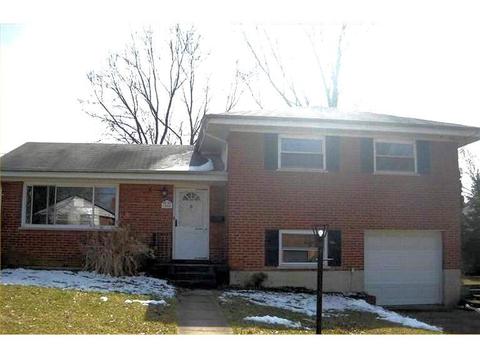 1045 Bluejay Dr, Cincinnati, OH 45231 photo 1