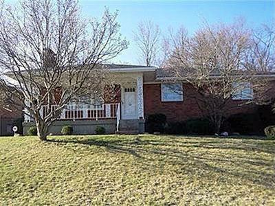 2830 Chardale Ct, Cincinnati, OH 45248 photo 1