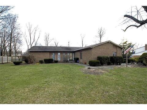 7103 Windwood Dr, West Chester, OH 45241 photo 1