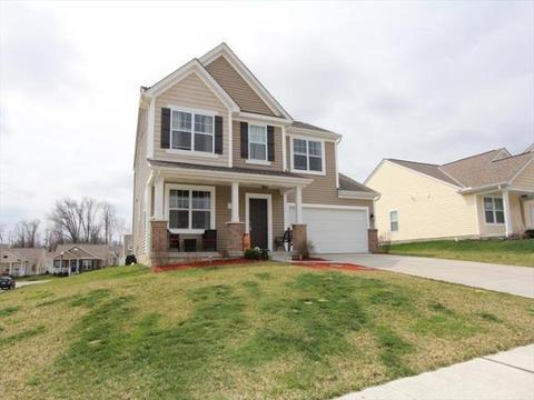 875 Ellery Dr, Cincinnati, OH 45245 photo 1
