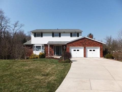 2003 Beechcroft Ct, Cincinnati, OH 45233 photo 1