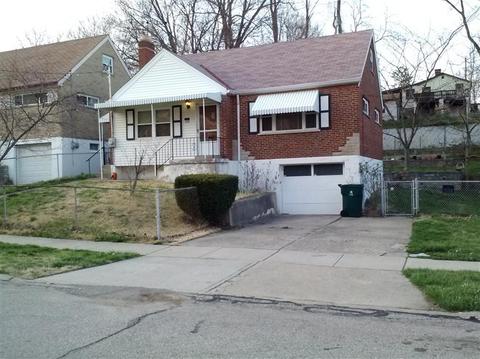 1719 Ashbrook Dr, Cincinnati, OH 45238 photo 1