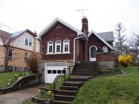 4327 Cappel Dr, Cincinnati, OH 45238 photo 1