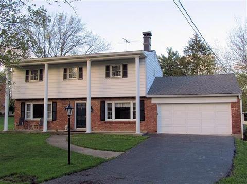 5798 Charteroak Dr, Cincinnati, OH 45236 photo 1
