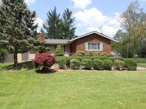 7906 Dimmick Rd, West Chester, OH 45241 photo 1