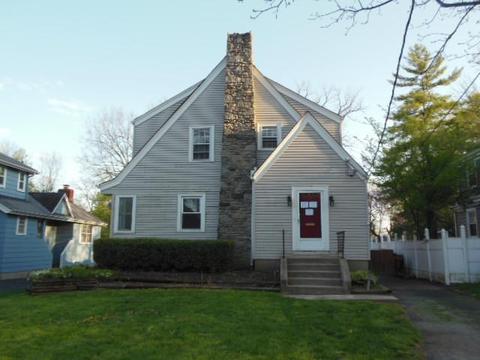 321 Durrell Ave, Cincinnati, OH 45215 photo 1