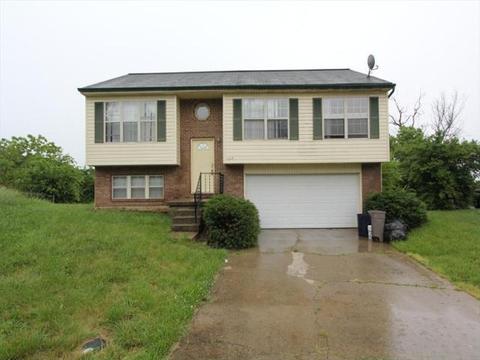 1217 Thomas Ct, Lincoln Heights, OH 45215 photo 1