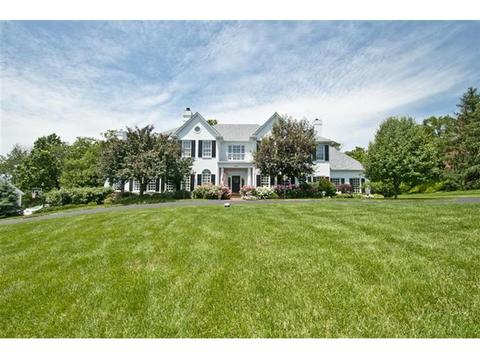 7362 Riverpoint Ln, Cincinnati, OH 45255 photo 1