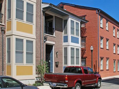 1419 Pleasant St, Cincinnati, OH 45202 photo 1