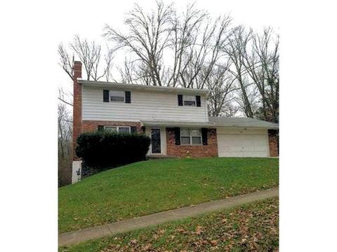 9374 Ranchill Dr, Cincinnati, OH 45231 photo 1