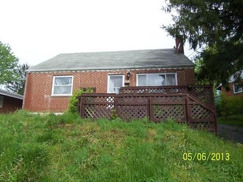 9033 Coogan Dr, Cincinnati, OH 45231 photo 1