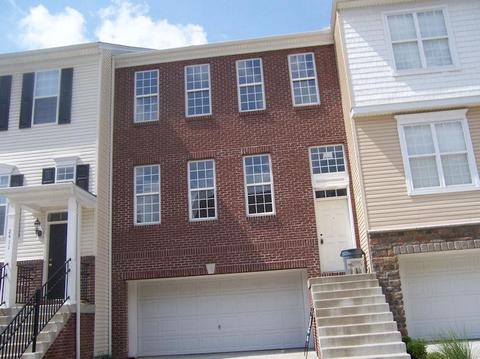 2413 Bluffcrest Ln, Cincinnati, OH 45238 photo 1