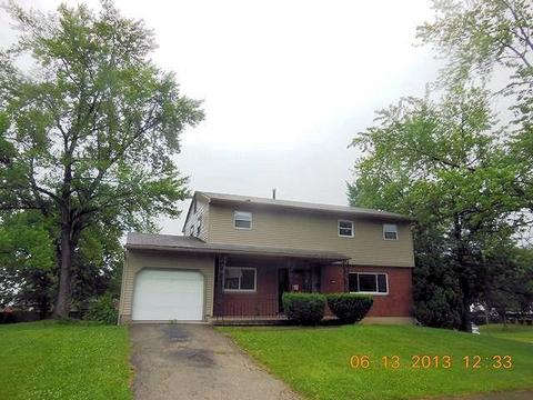 11774 Hackett Dr, Forest Park, OH 45240 photo 1