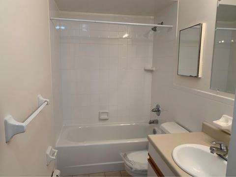 2471 Berthbrook Dr, Cincinnati, OH 45231 photo 6