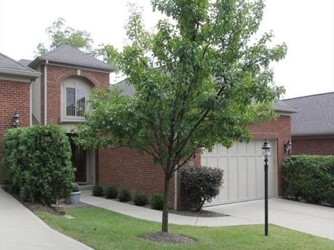 6893 Indian Hill Pl, Cincinnati, OH 45227 photo 1