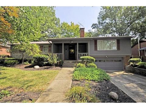 927 Springbrook Dr, Cincinnati, OH 45224 photo 1