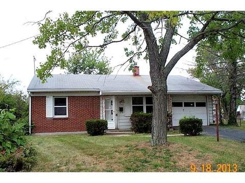 848 Crowden Dr, Cincinnati, OH 45224 photo 1